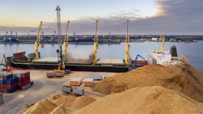 Россия останавливает участие в сделке по вывозу украинского зерна