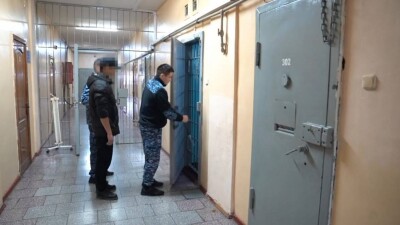 Солдата Нацгвардии избили в тамбуре поезда: подозреваемых задержали в Астане