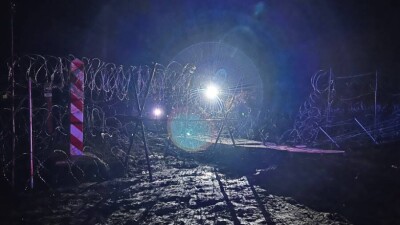 Польша начала строить забор высотой более 5,5 метра у границы с Беларусью
