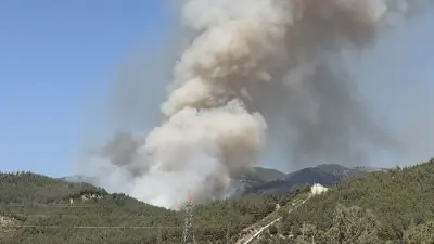 Греция, Испания и Португалия в огне: три человека погибли, тысячи покинули дома
