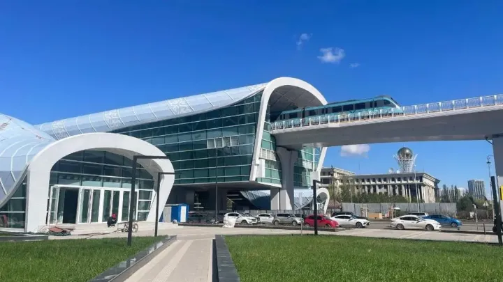 На линии LRT начали уборку перед запуском