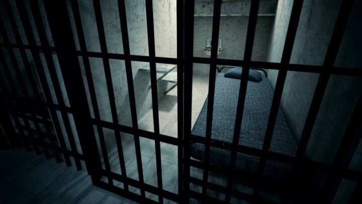Четверых сотрудников колонии Уральска осудили за пытки
