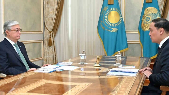 О развитии Жамбылской области отчитался аким региона Токаеву