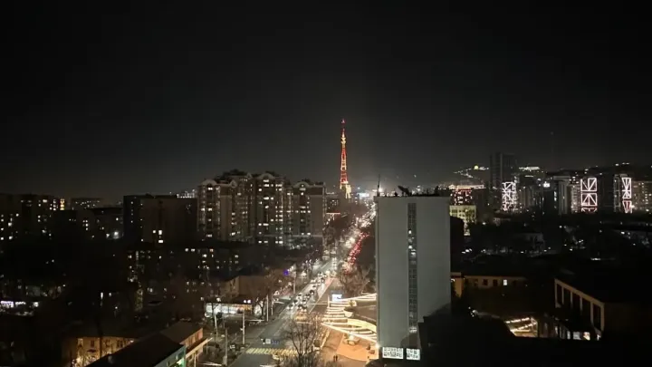200-метровая телебашня в Алматы засияла в новом свете