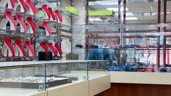 В Степногорске обокрали ювелирный магазин