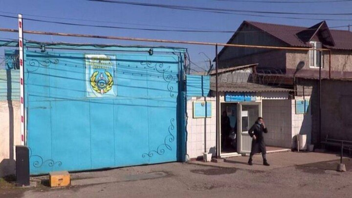 В колонии Шымкента при загадочных обстоятельствах погиб осуждённый за педофилию