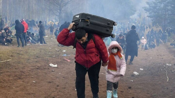 ЕСПЧ запретил высылать мигрантов, попавших в Польшу, обратно в Беларусь или в страны происхождения