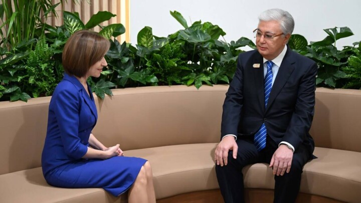 Касым-Жомарт Токаев провёл встречу с президентом Молдовы Майей Санду