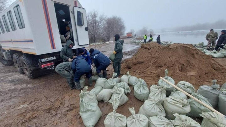 Жителей Уральска предупредили о возможной эвакуации