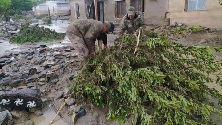 Пять человек погибли в Узбекистане при сходе селя
