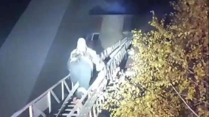 Студентов эвакуировали из общежития в Усть-Каменогорске из-за пожара