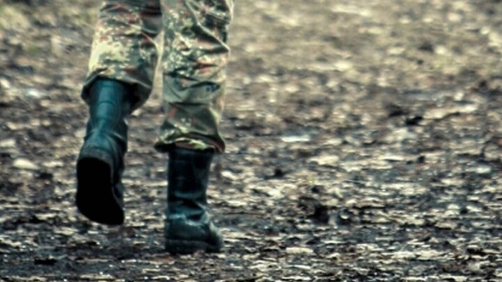 Военнослужащего, сбежавшего с оружием из части, задержали в Атырау
