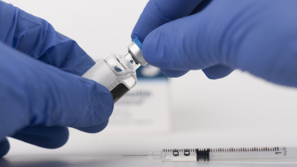 ВОЗ призывает продолжать использовать вакцину от AstraZeneca, пока идёт расследования случаев тромбозов