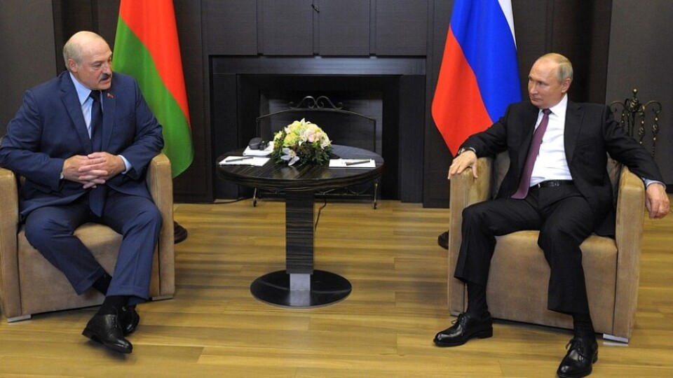 Лукашенко на переговорах с Путиным заявил о попытке вновь раскачать ситуацию в Беларуси и пообещал показать документы