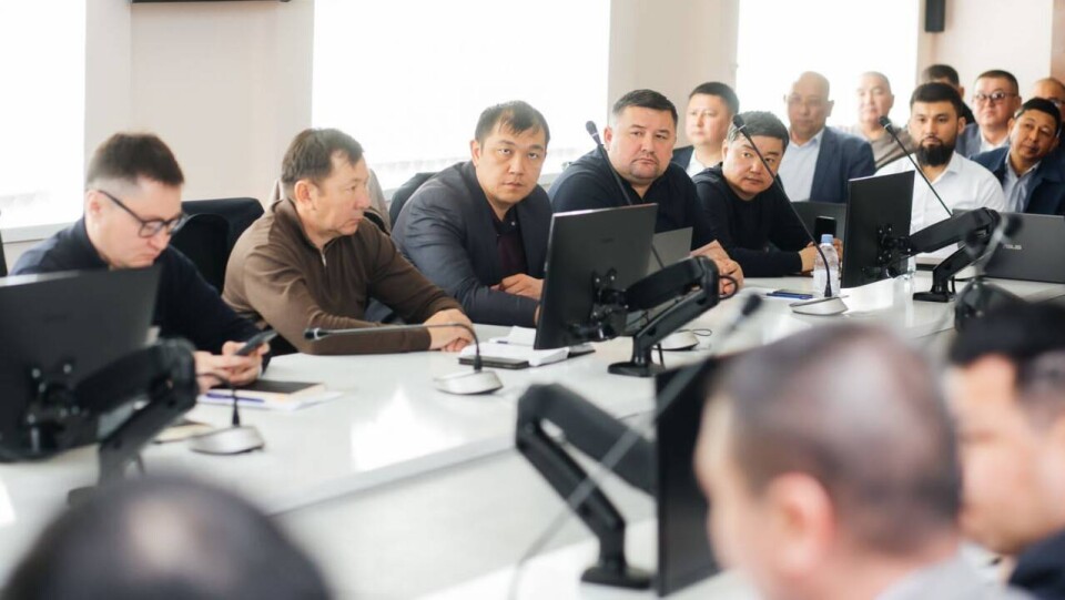 Спецгруппа, прибывшая в Жанаозен после забастовки рабочих, встретилась с  сотрудниками "Озенмунайгаза"