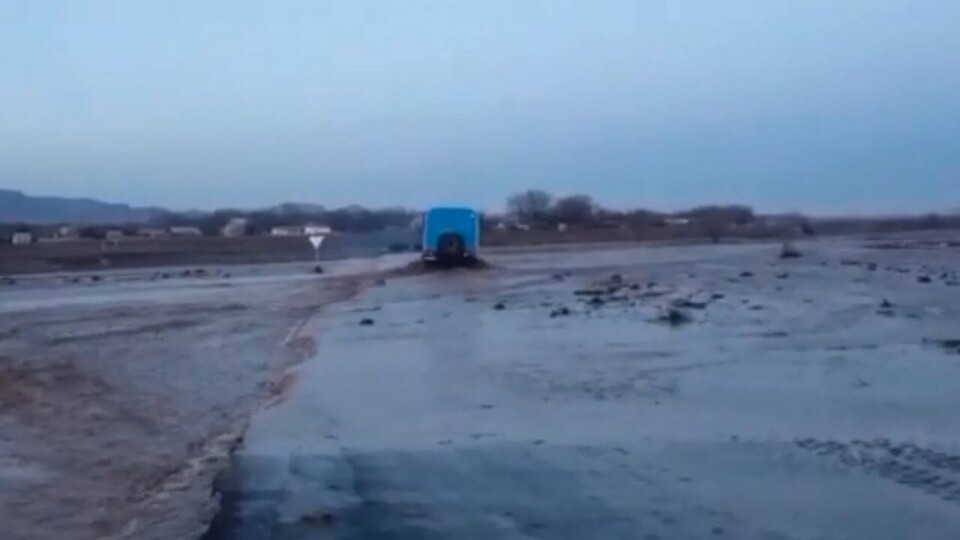 Талые воды отрезали дорогу в село Жетысуской области