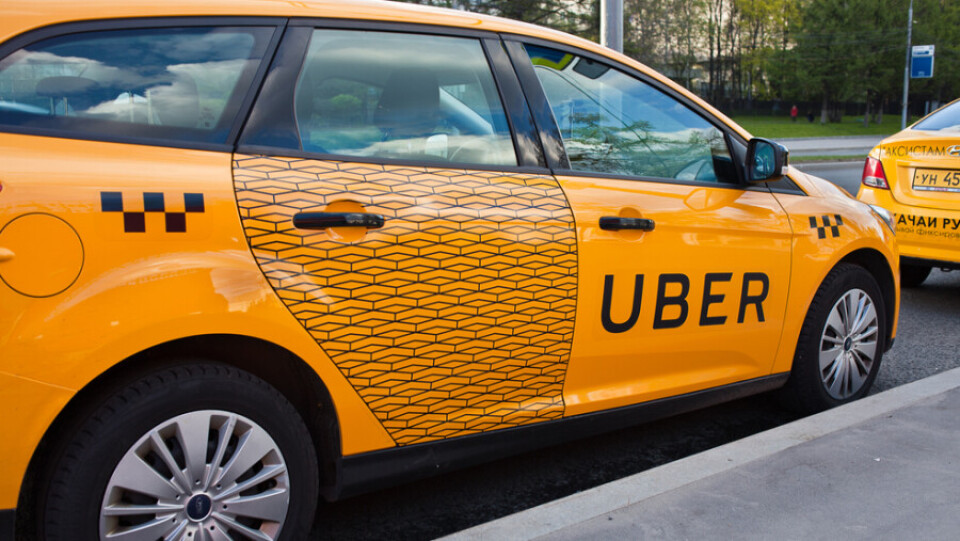 Водителей Uber в Великобритании признали наёмными работниками, а не самозанятыми