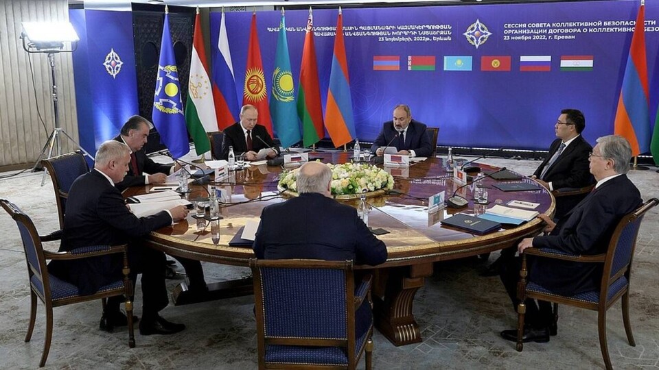 Путин: РФ поддерживает решение об оснащении ОДКБ современными вооружениями после опыта с Казахстаном