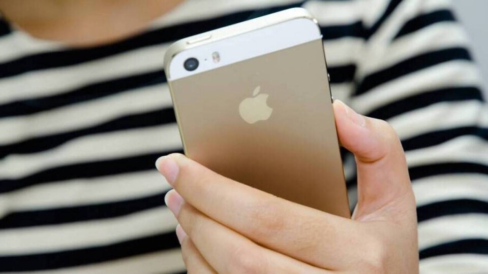 Apple терпит миллиардные убытки после запрета Китая использовать чиновникам iPhone на работе