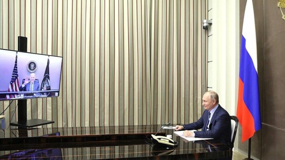 Путин и Байден провели двухчасовые переговоры по видеосвязи