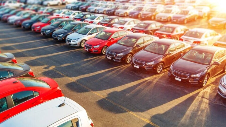 В Евросоюзе рухнули продажи новых автомобилей