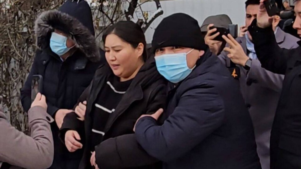 Массовые задержания журналистов и обыски в редакциях проводят в Кыргызстане