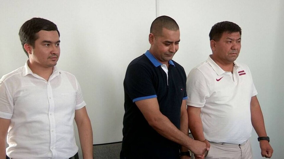 Хозяина пиццерии, где от удара током умерла школьница, освободили из зала суда в Шымкенте