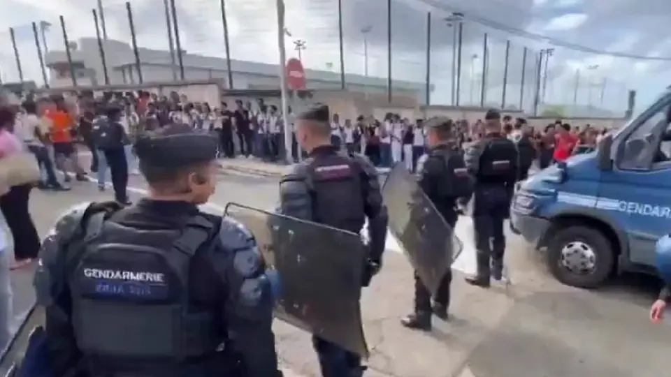 Кадр с видео France24