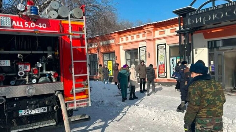 Ещё один торговый дом горел в Семее