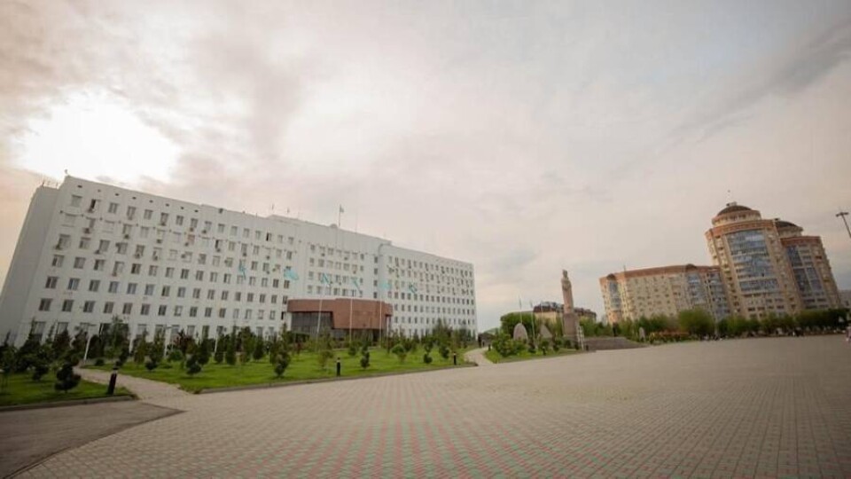 В Атырауской области сократили двух заместителей акима региона