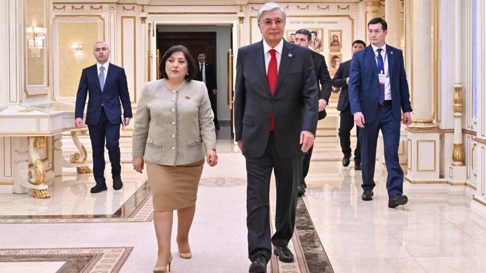 Токаев провёл переговоры с главой парламента Азербайджана