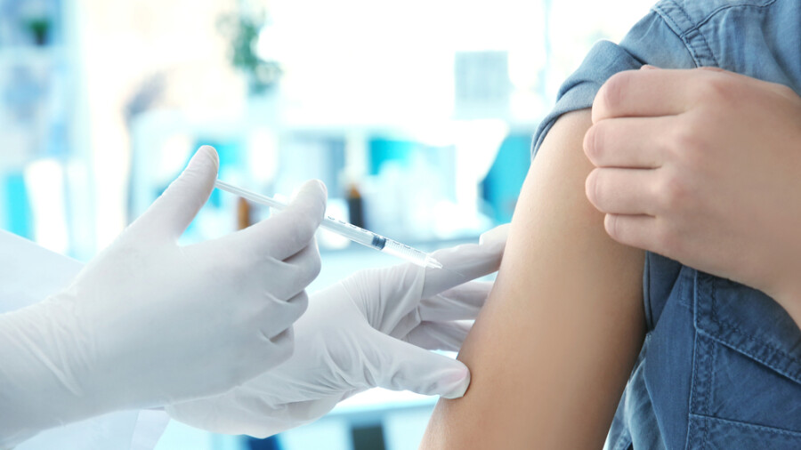 В Германии отменят ряд ограничений для привитых и переболевших Covid-19