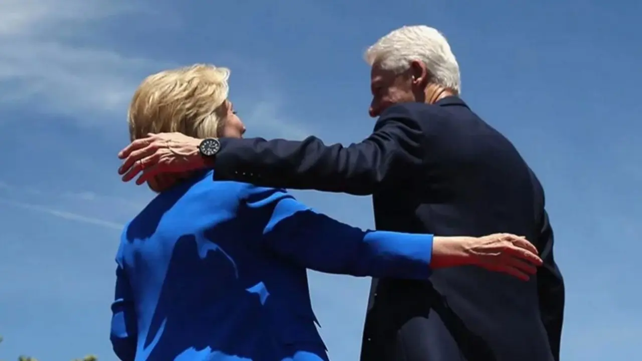 Билл и Хиллари Клинтоны / Фото со страницы @hillaryclinton в Instagram