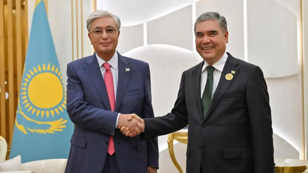 Казахстан всецело поддерживает политику позитивного нейтралитета Туркменистана – Токаев