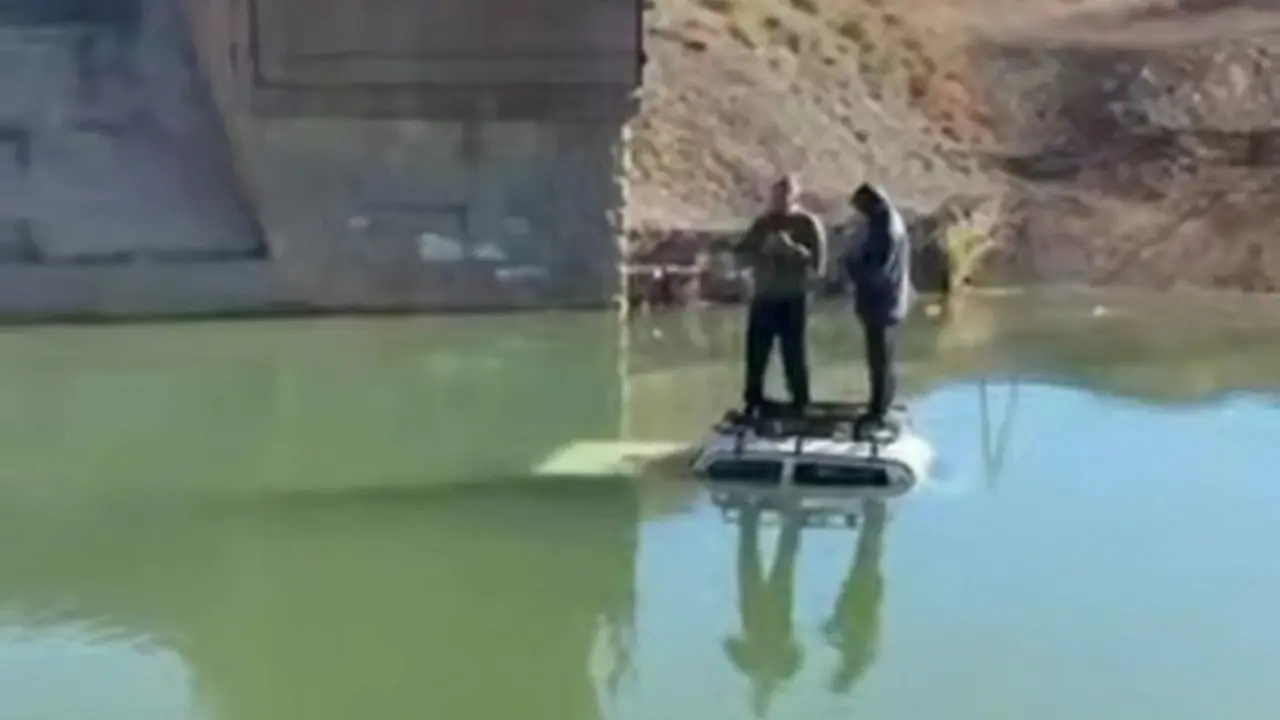 Кадр с видео МЧС