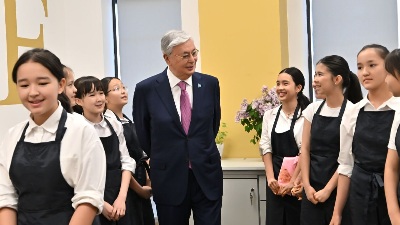 Токаев посетил Дворец школьников в Шымкенте