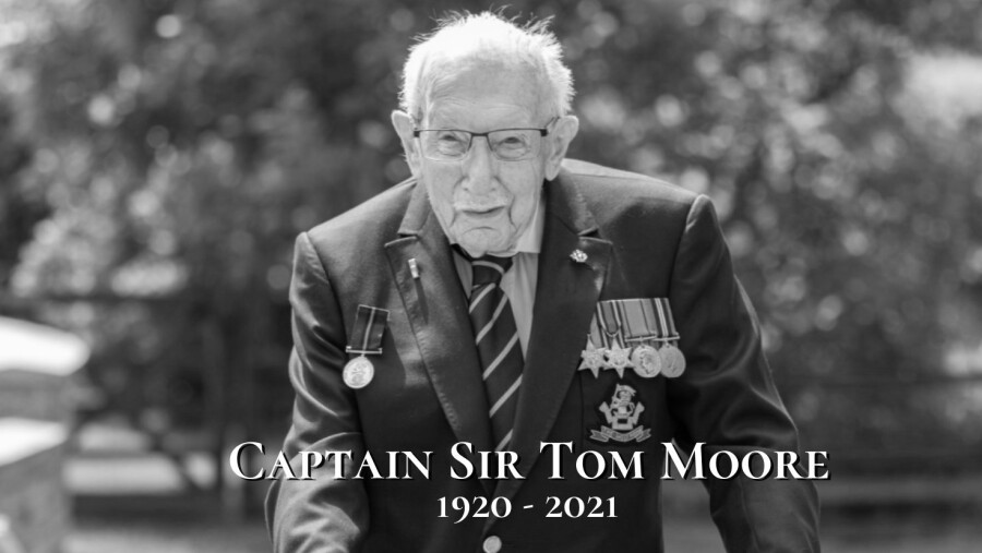 В Великобритании от Covid-19 умер 100-летний ветеран, собравший более 35 млн евро на борьбу с пандемией