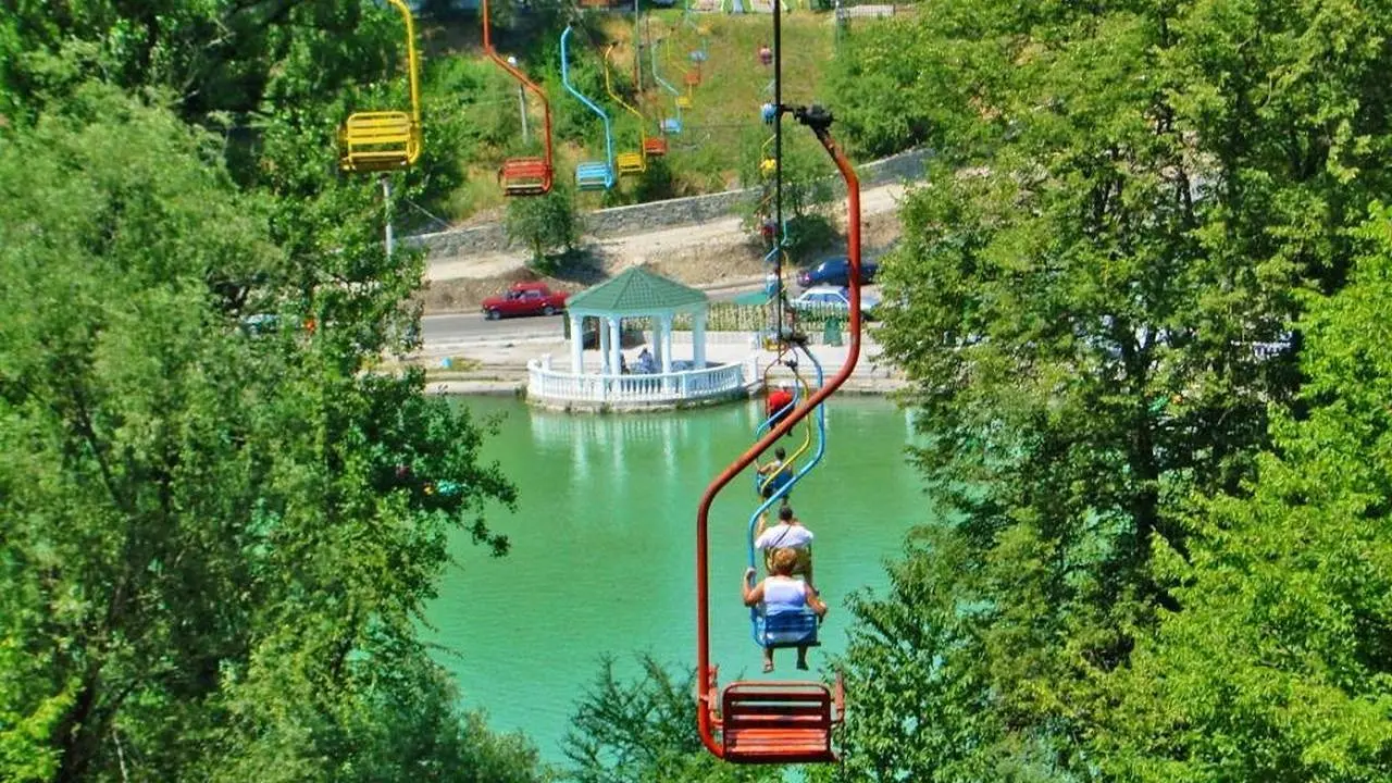 Канатно-кресельная дорога в Нальчике / Фото с сайта kurortnalchik.ru