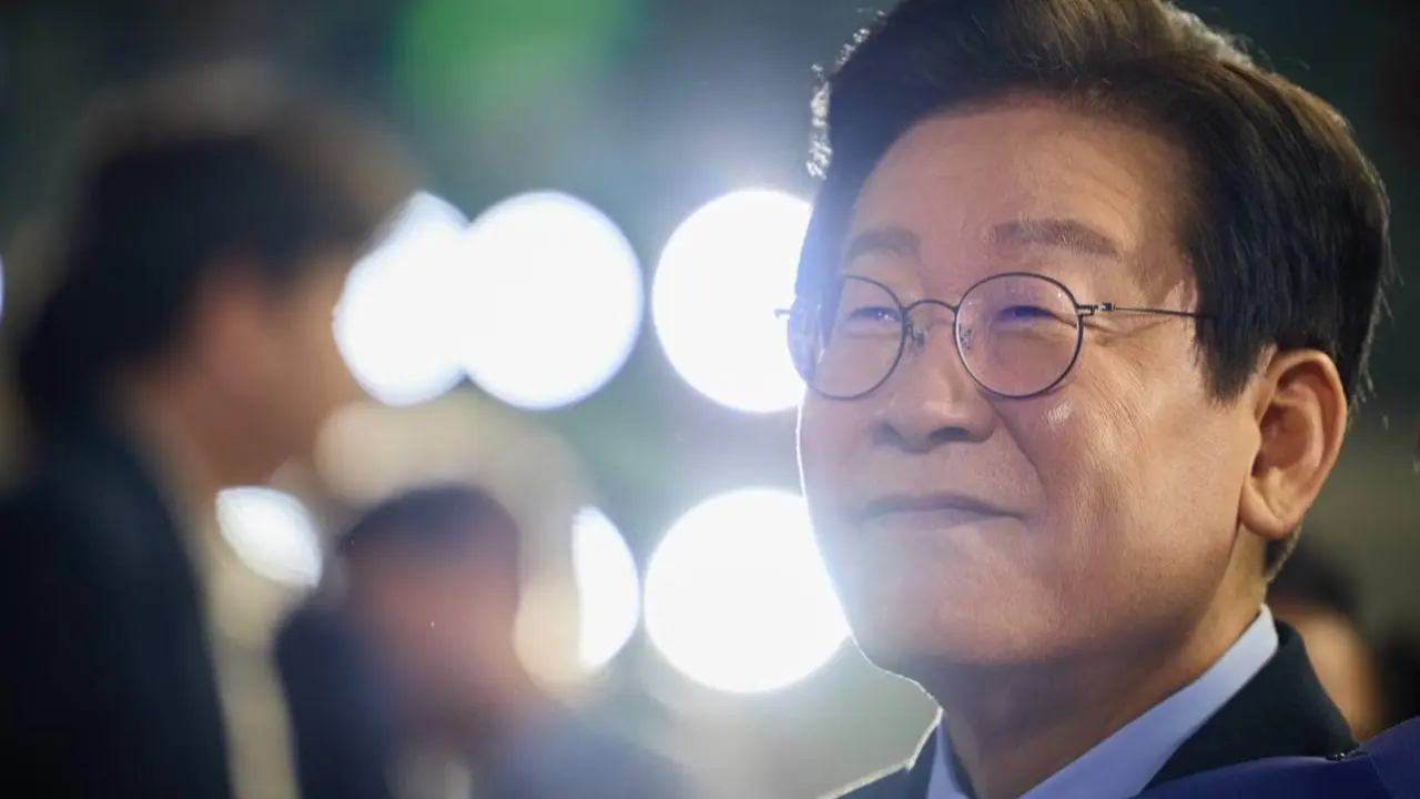 Ли Джэ Мён / Фото со страницы в Facebook