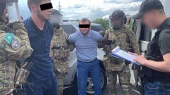 КНБ задержал группировку, которая торговала оружием и взрывными устройствами в Алматы