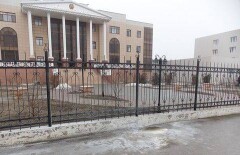 Житель Атырау поджёг себя возле здания суда