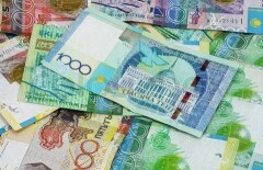 Доллар подорожал до 275 тенге