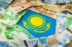 Курс в 270-275 тенге за доллар закладывал Келимбетов в трёхлетний бюджет
