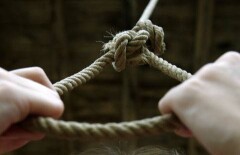 Подозреваемый в убийстве учительницы из Кокшетау найден мёртвым
