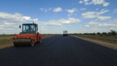 Депутат Мамраев объяснил, почему в Казахстане строят некачественные дороги