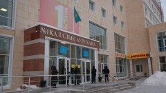 Совершившая в Астане самоподжог находится в крайне тяжелом состоянии