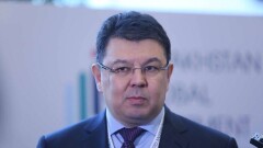 Канат Бозумбаев стал помощником президента 