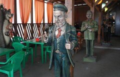 Кафе со статуэтками вождей СССР появилось в Петропавловске
