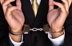 Преступная группа налоговиков нанесла ущерб государству в размере более 250 млн тенге 