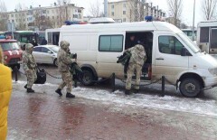 На железнодорожном вокзале Астаны происходит массовая эвакуация людей